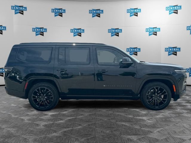 New 2026 High Gloss Black Exterior Paint Jeep Summit Obsidian image 6