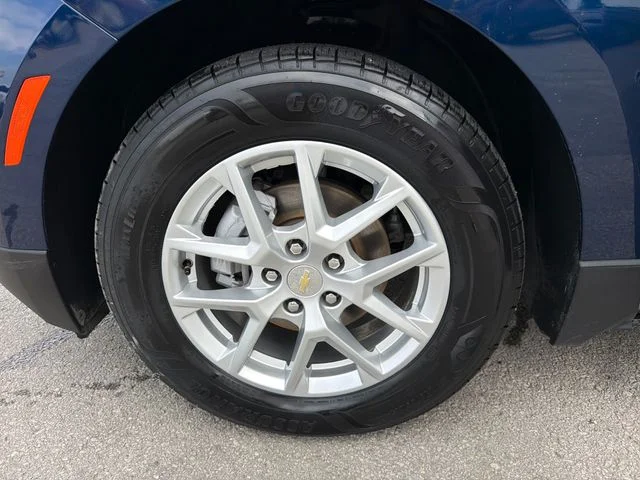 Used 2022 Blue Chevrolet LT image 31