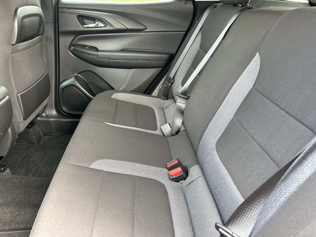 Used 2021 SCARLET RED METALLIC Chevrolet LT image 18