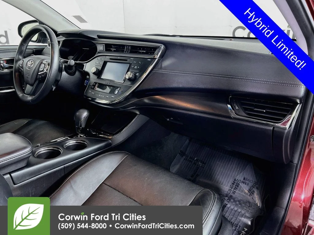 Used 2017 Red Toyota Limited image 31