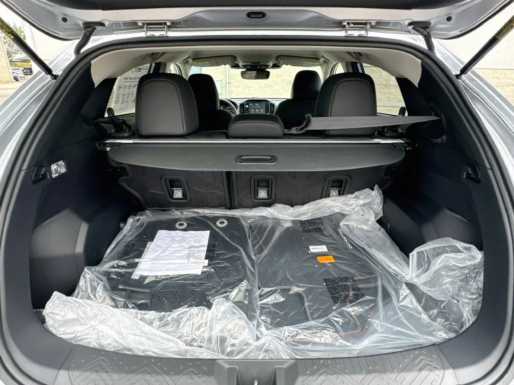 New 2027 ICE SILVER METALLIC Subaru Limited image 30