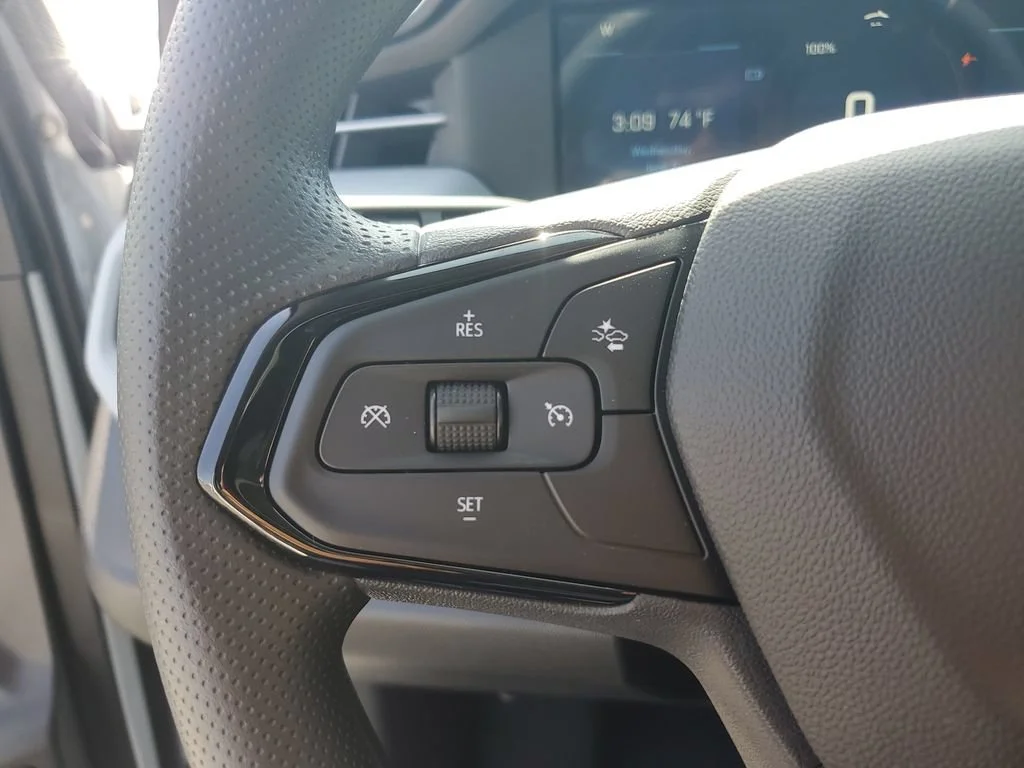2027 Chevrolet Bolt LT - Photo 27