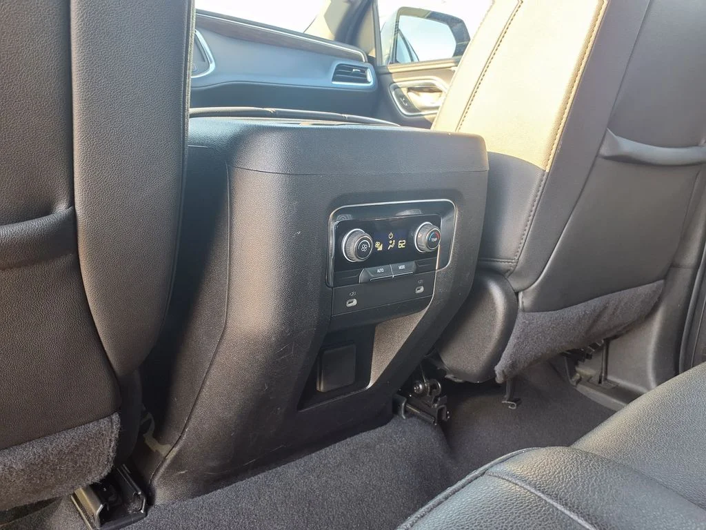 Used 2024 Gray Chevrolet LT image 26