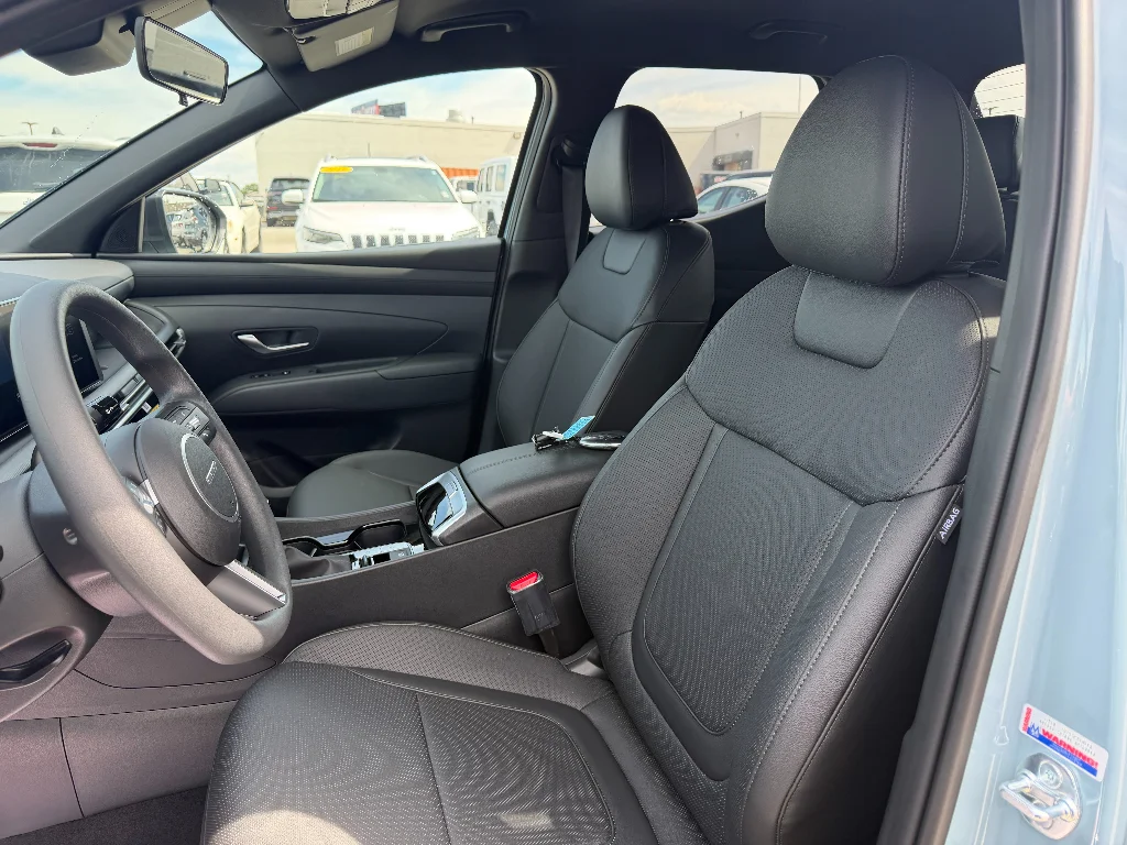 New 2027 Blue Stone Hyundai SE image 21