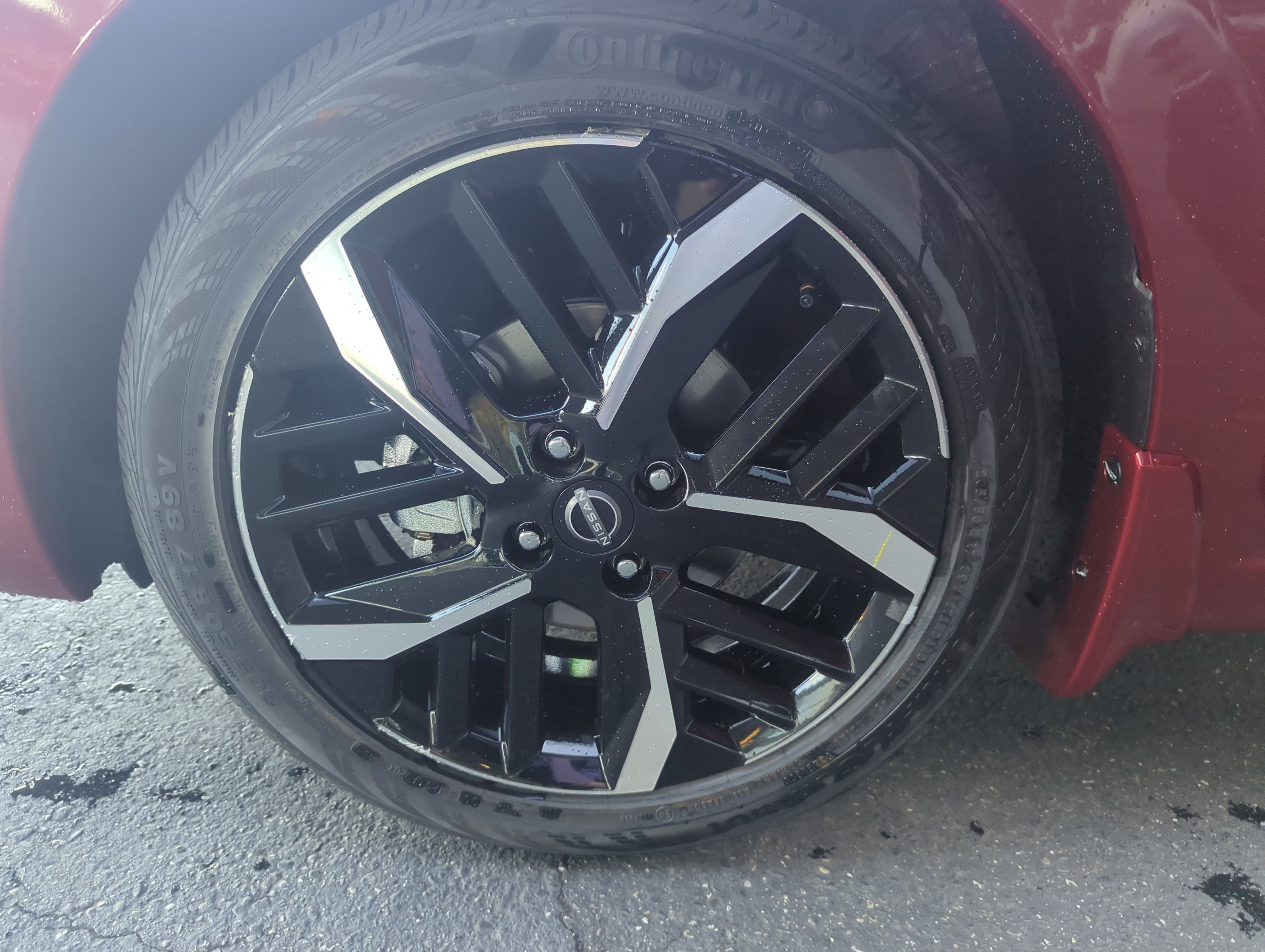 2025 Nissan Versa Sedan SR - Photo 29