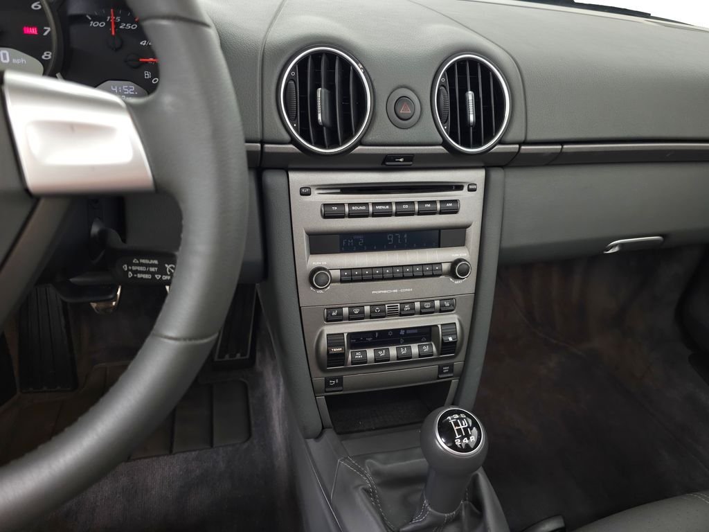 Used 2008 Meteor Gray Metallic Porsche Base image 23