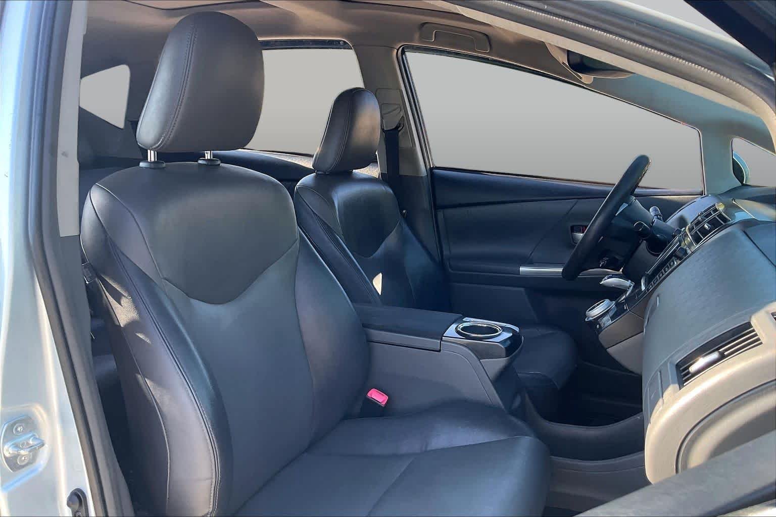 Pre-Owned 2012 Toyota Prius V Five