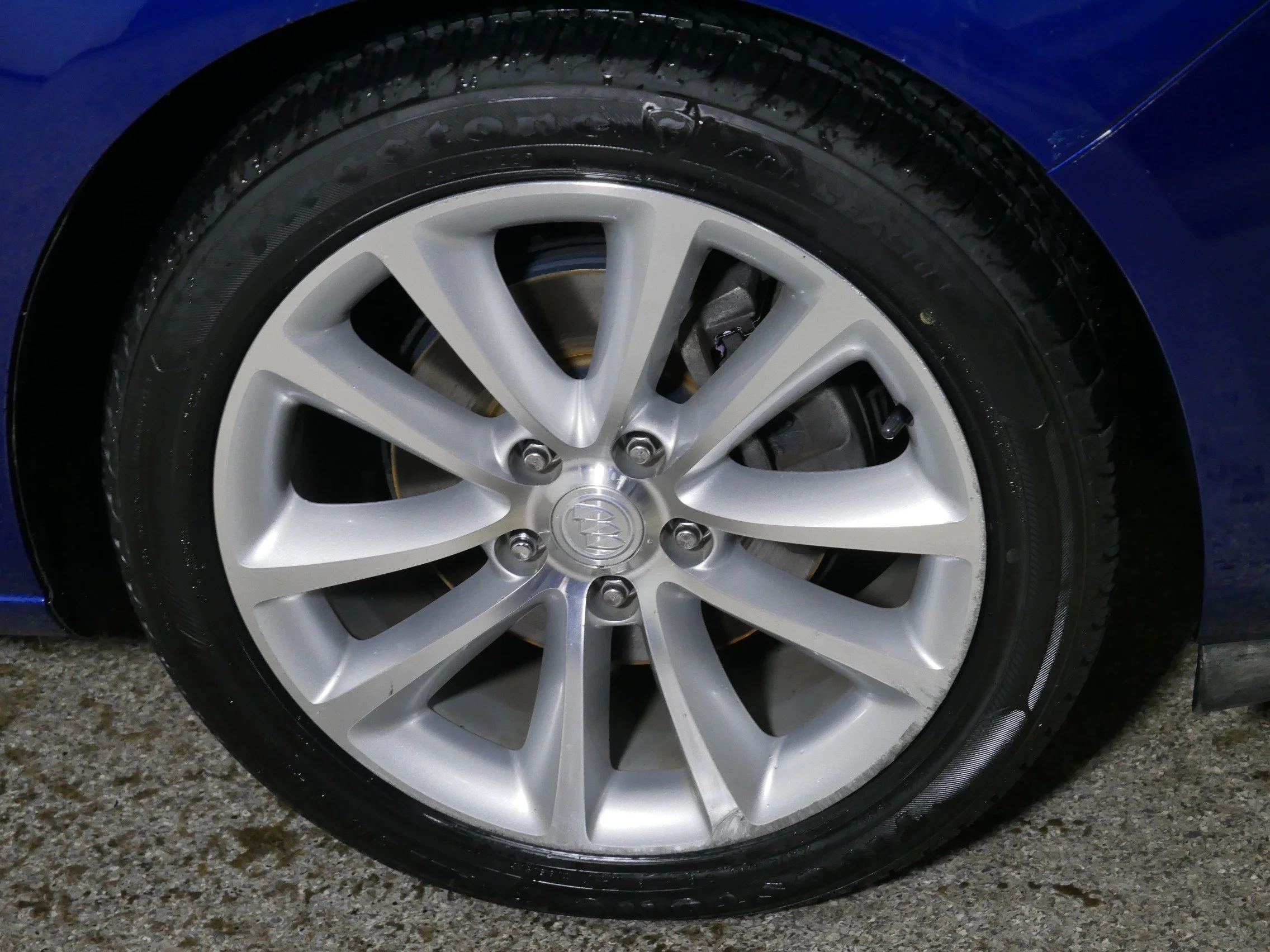 Used 2013 Luxo Blue Metallic Buick  image 15