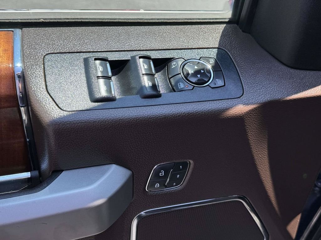Used 2018 Blue Ford King Ranch image 20