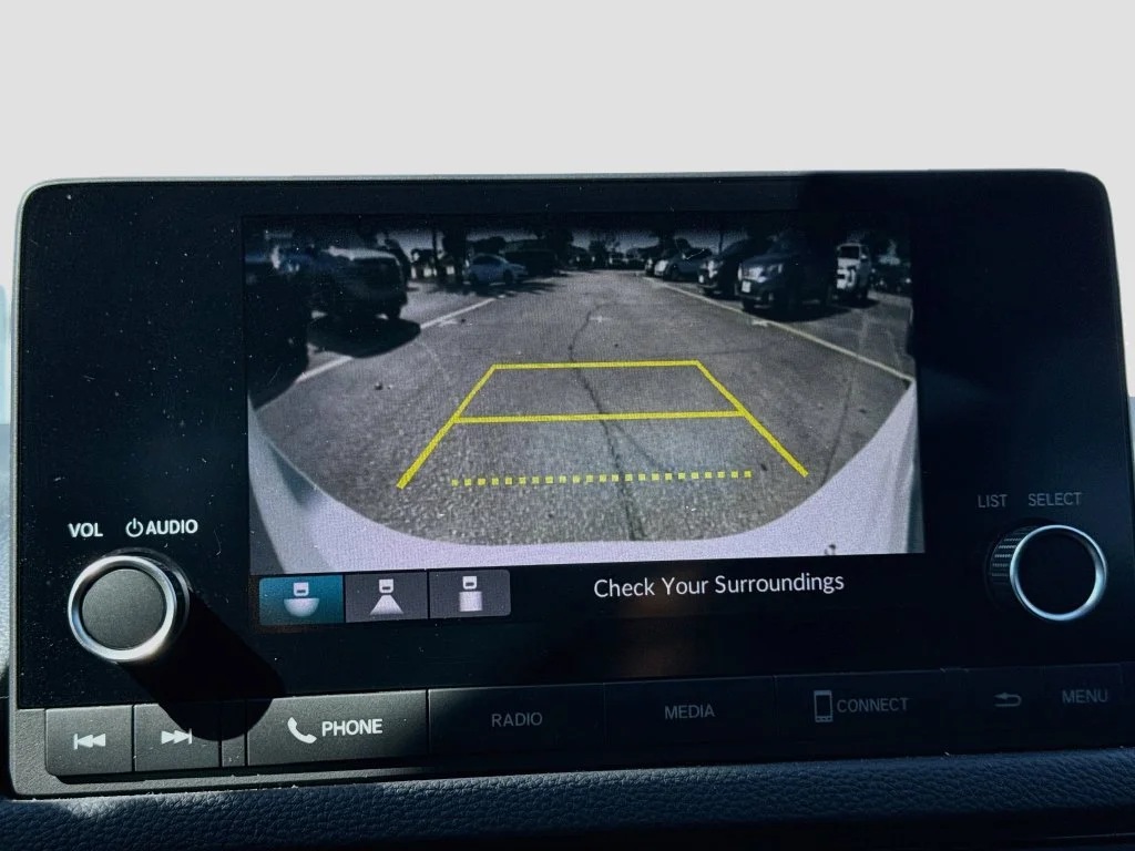 Used 2023 White Honda LX image 15
