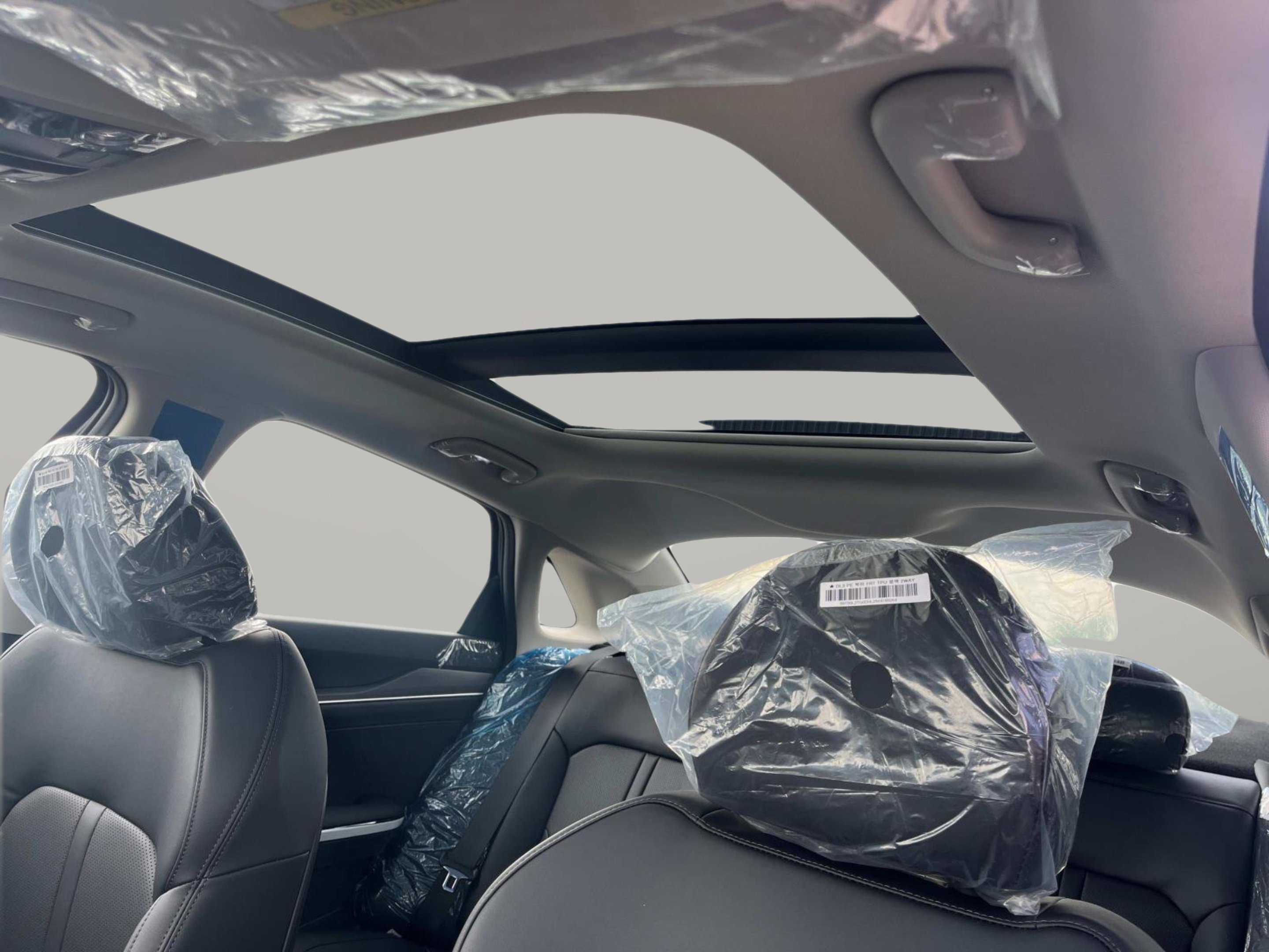 2025 Kia K5 EX - Photo 28