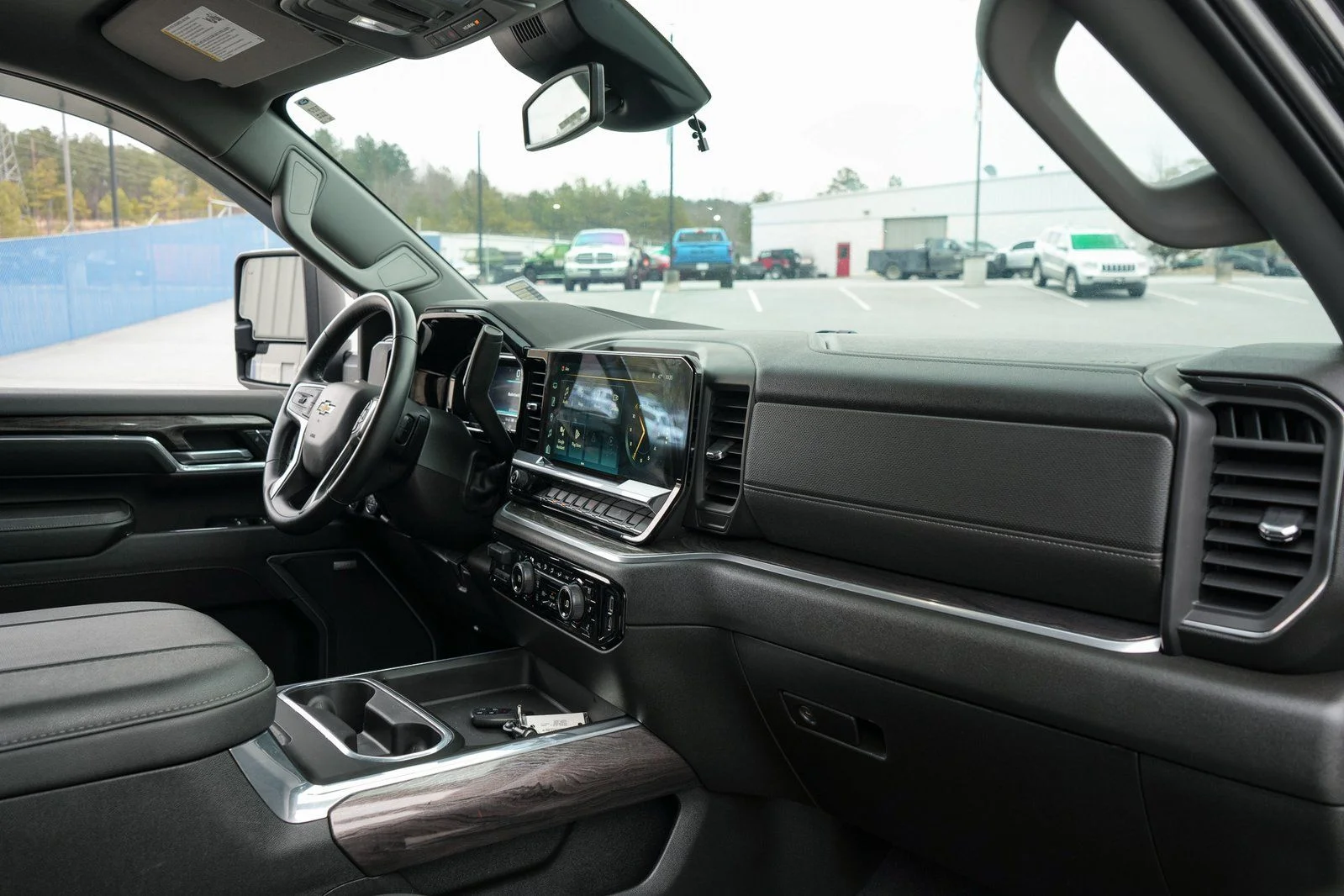 2024 Chevrolet Silverado 2500HD LTZ - Photo 20