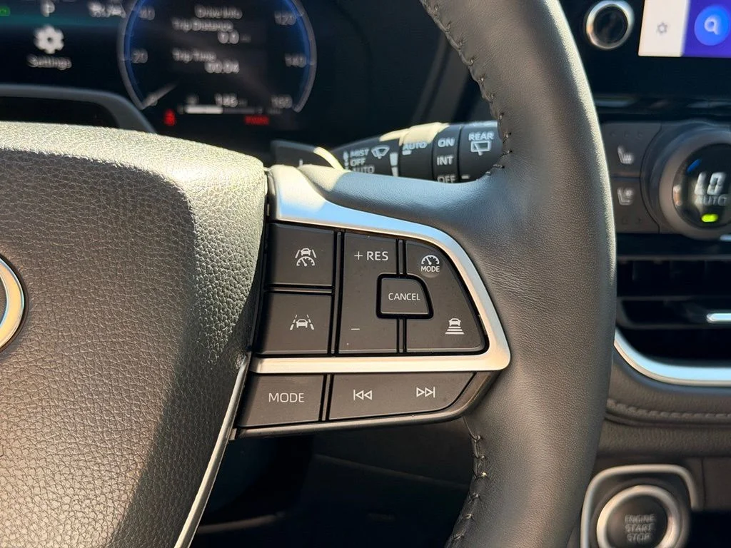 Used 2024 Black Toyota Platinum image 31