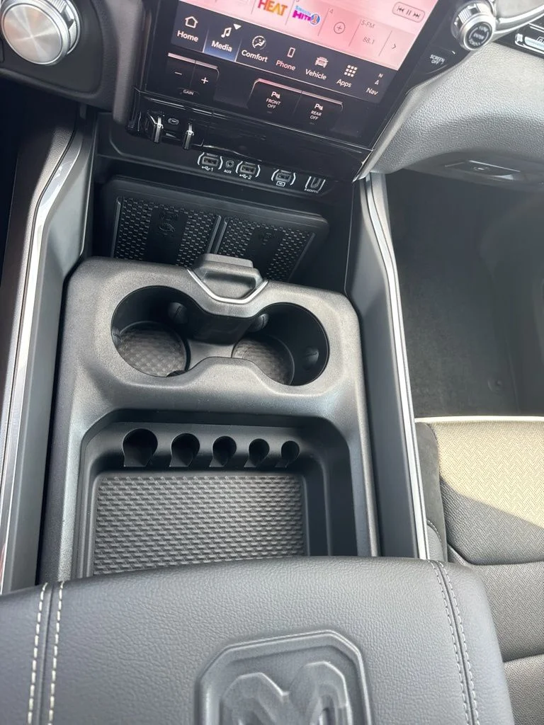 2026 RAM 1500 Laramie - Photo 11