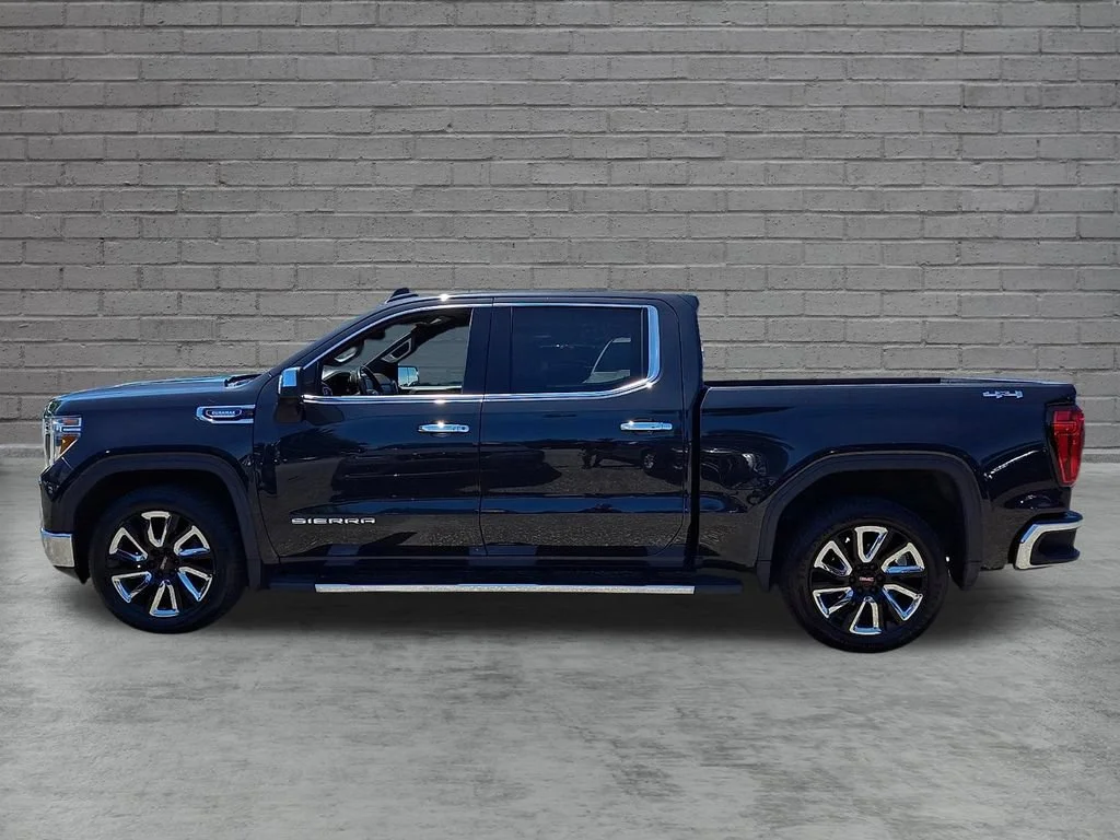 Used 2020 Carbon Black Metallic GMC SLT image 7