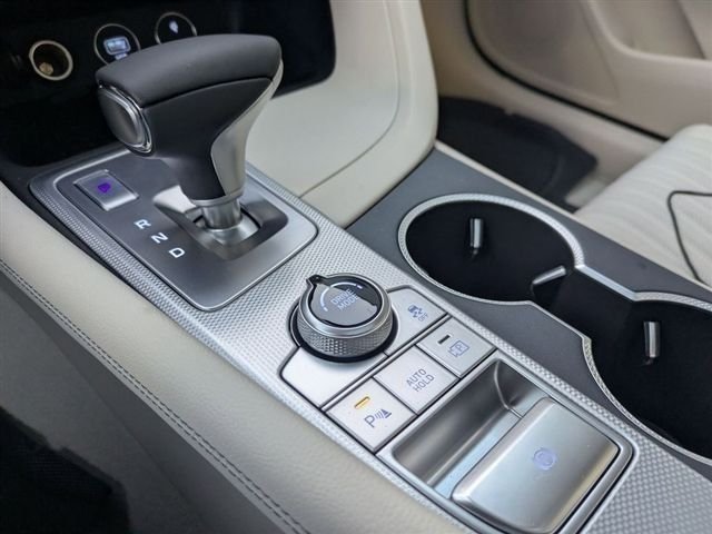 New 2026 Silver Genesis 2.5T PRESTIGE image 7