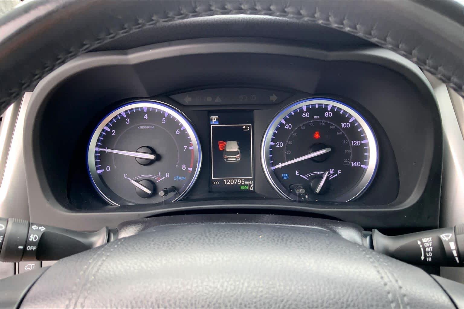 Used 2019 Celestial Silver Metallic Toyota XLE image 23