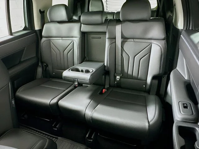 New 2026 Hyundai SANTA FE HYBRID SEL