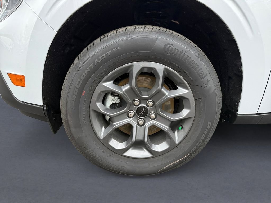 New 2025 White Ford XLT image 9