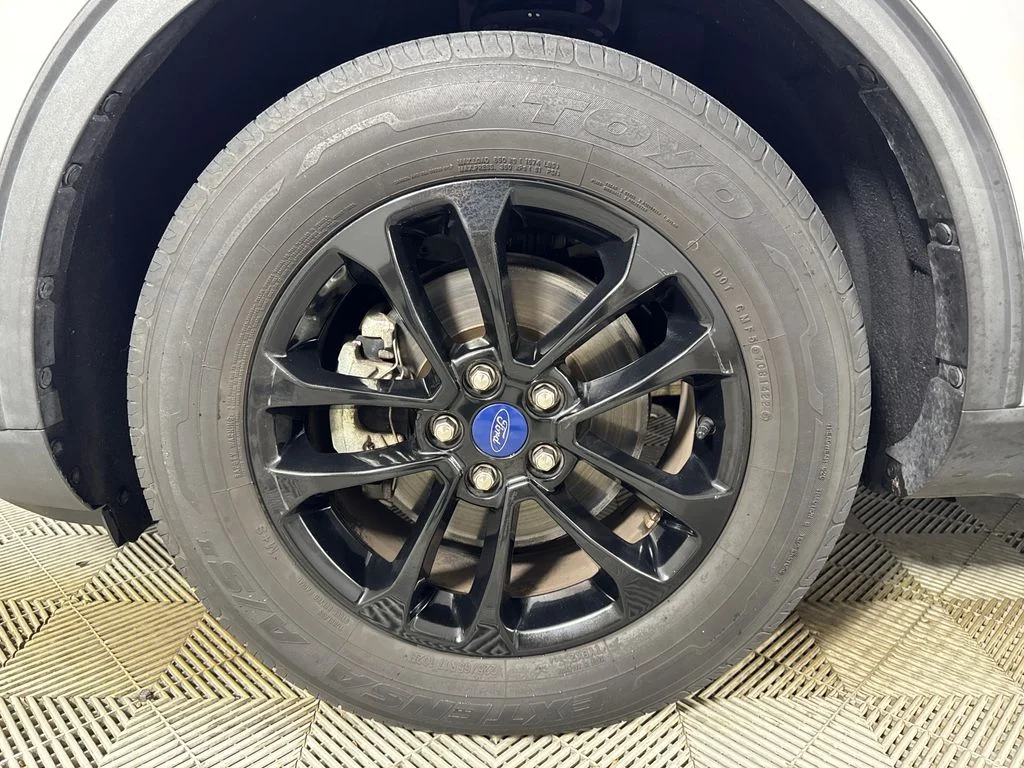 Certified Used 2020 White Ford SE Sport Hybrid image 13