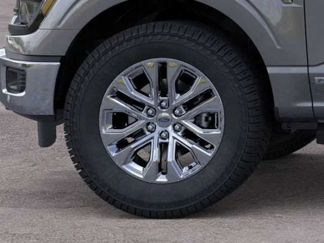 New 2026 Carbonized Gray Metallic Ford XLT image 19