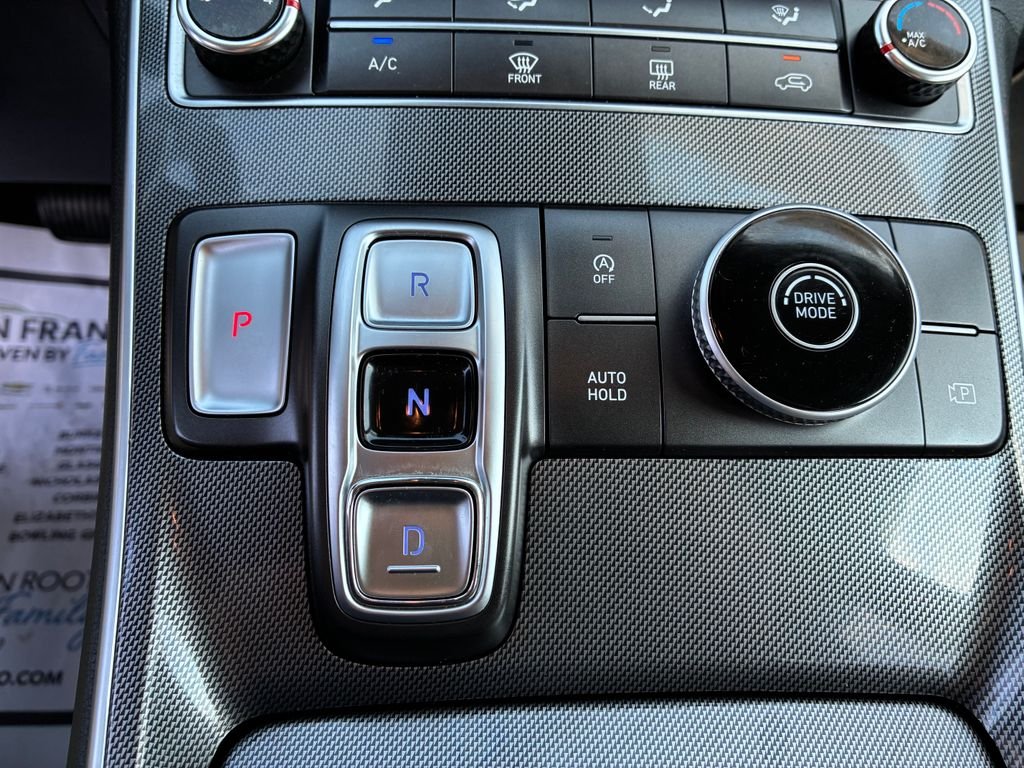 Certified Used 2023 Gray Hyundai SE image 16