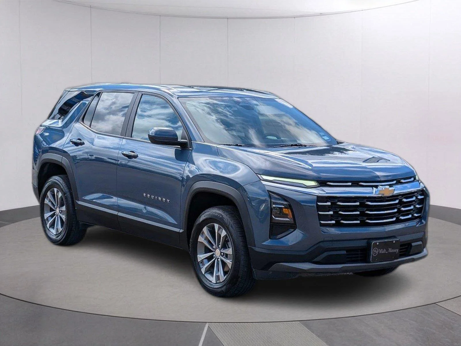 Used 2026 Lakeshore Blue Metallic Chevrolet LT image 8