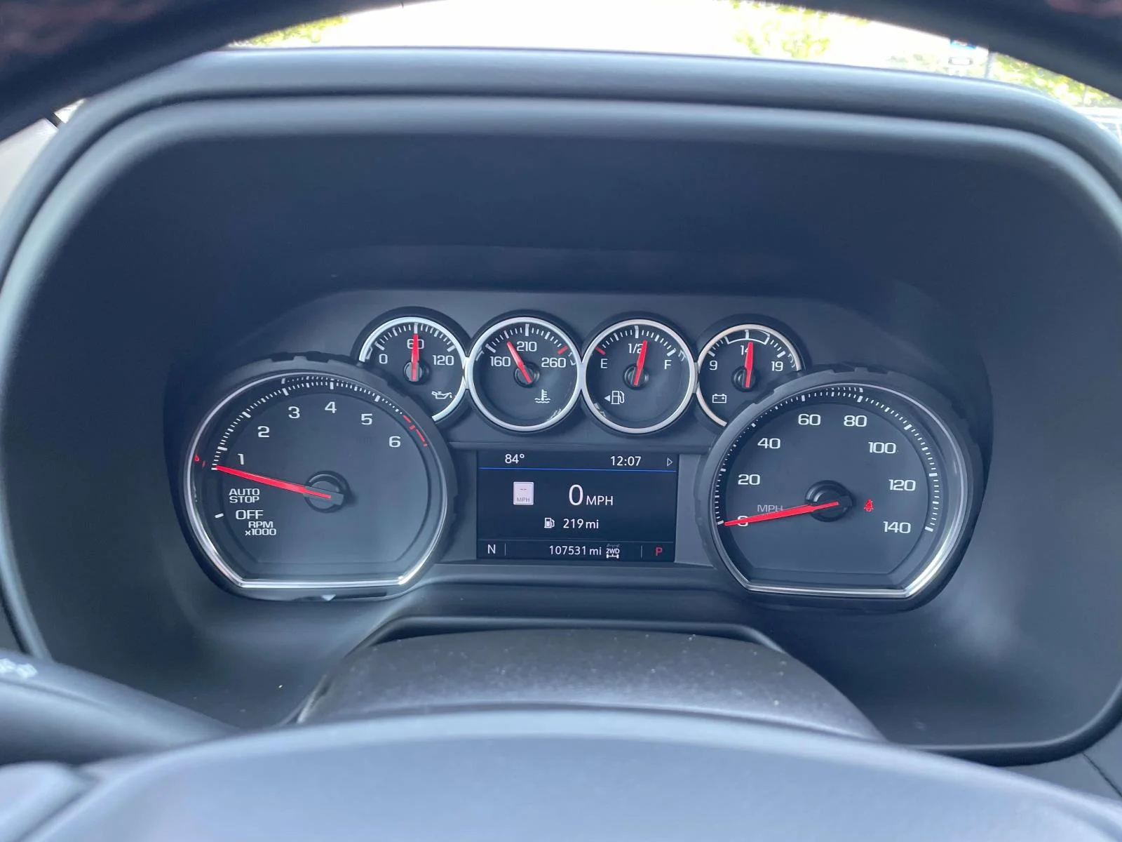2021 Chevrolet Suburban RST - Photo 23