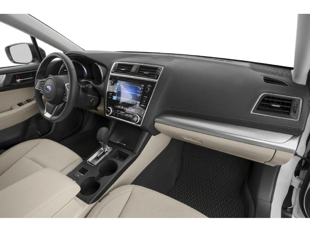 Used 2019 Crystal White Pearl Subaru 2.5i Premium image 10