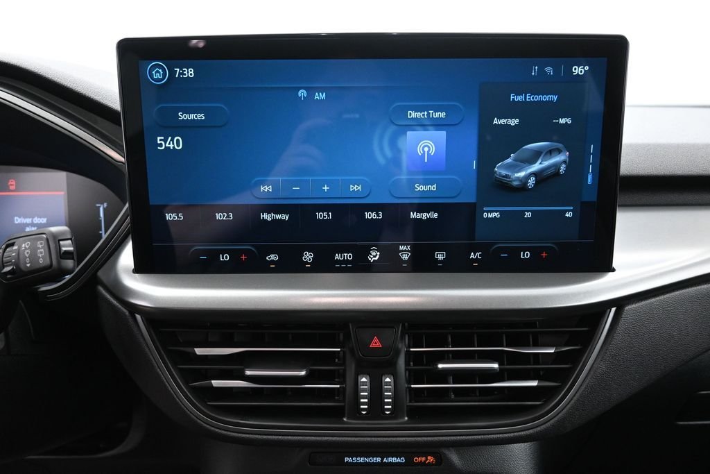 Used 2025 Silver Ford Active image 9