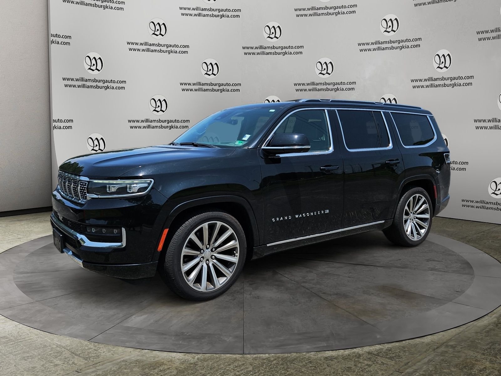 2022 Jeep Grand Wagoneer