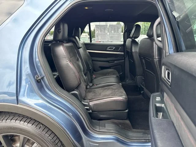 Used 2018 Blue Metallic Ford XLT image 10