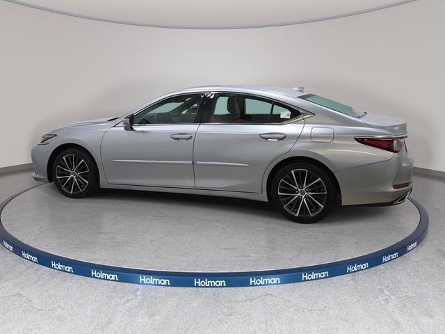 Used 2022 Iridium Lexus 350 image 9