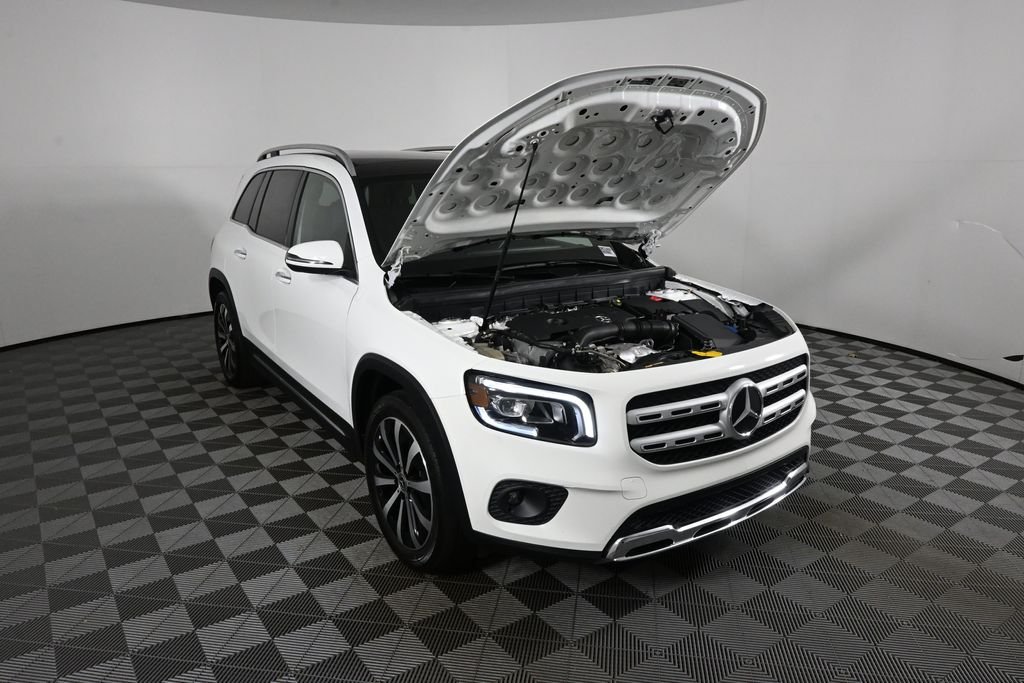 Certified Used 2022 White Mercedes-Benz GLB 250 image 30