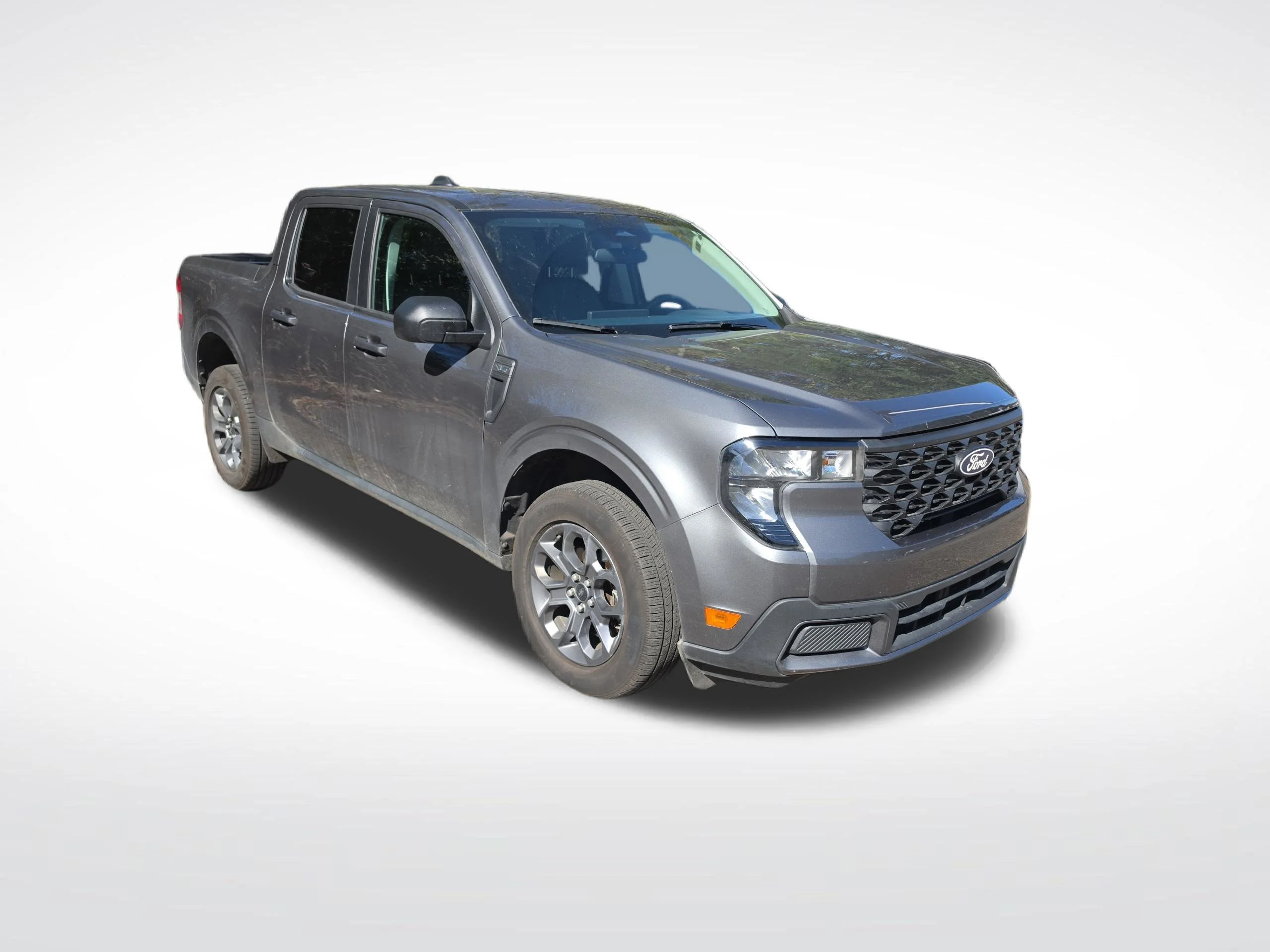 Used 2025 Gray Metallic Ford XLT image 3