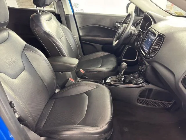 Used 2018 Laser Blue Jeep Limited image 28