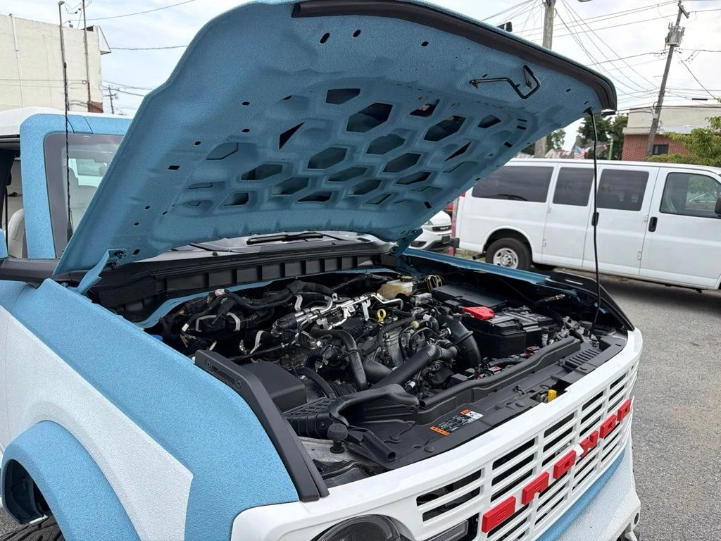 Used 2025 Black Ford Base image 17