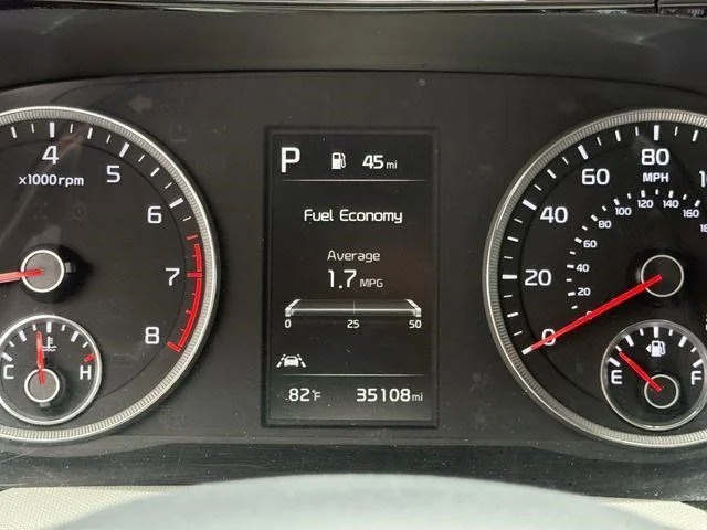 Used 2023 Red Kia LXS image 13