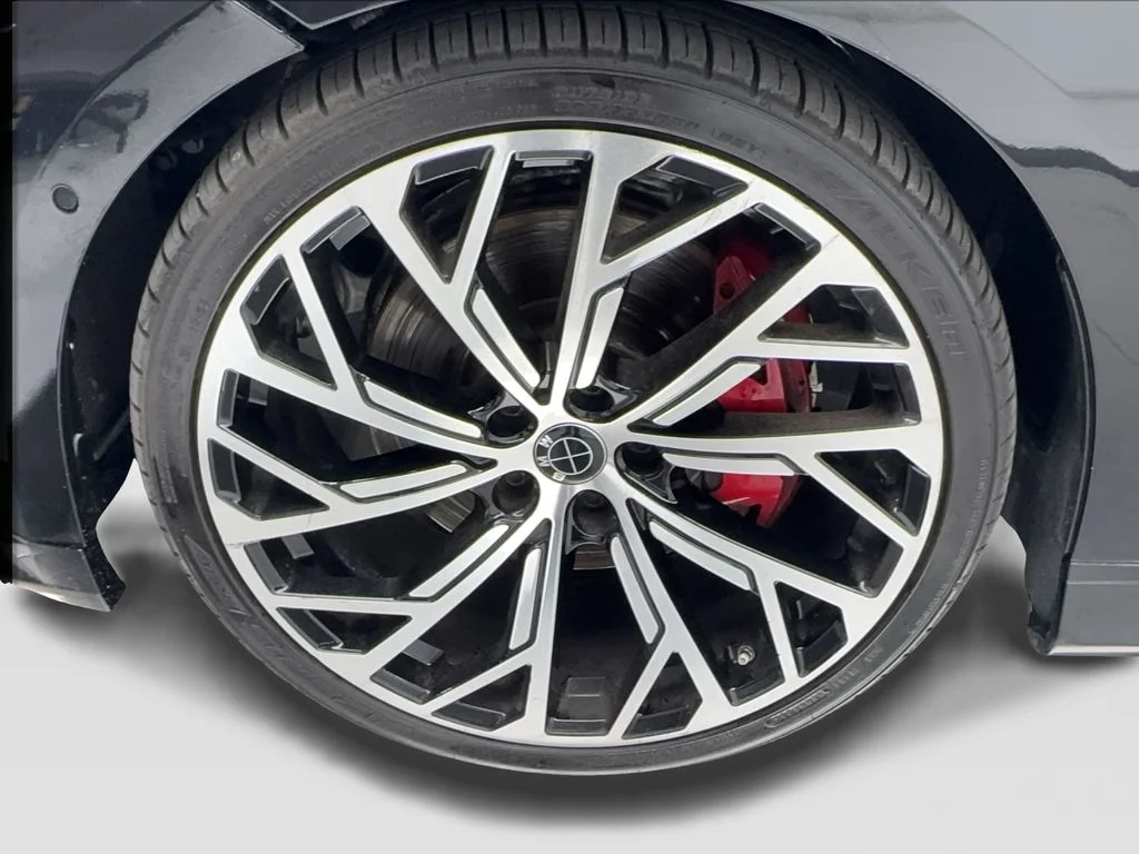 Used 2022 Black BMW M440i xDrive image 13