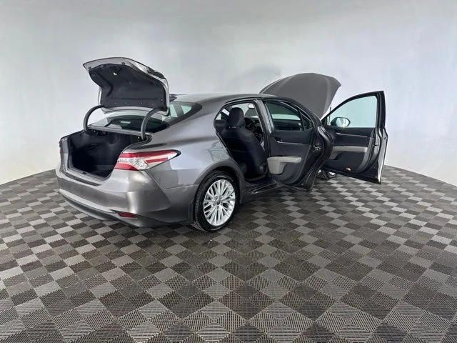 Used 2020 Gray Toyota XLE image 16