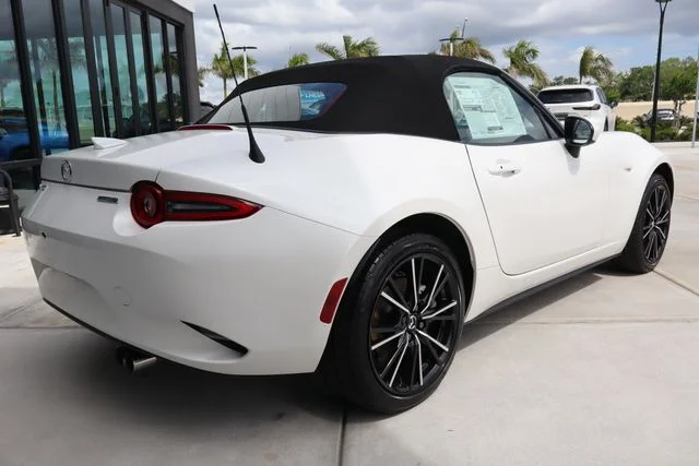 New 2026 Snowflake White Pearl Mazda Grand Touring image 3