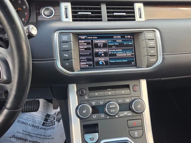Used 2013 Red Land Rover Prestige image 18