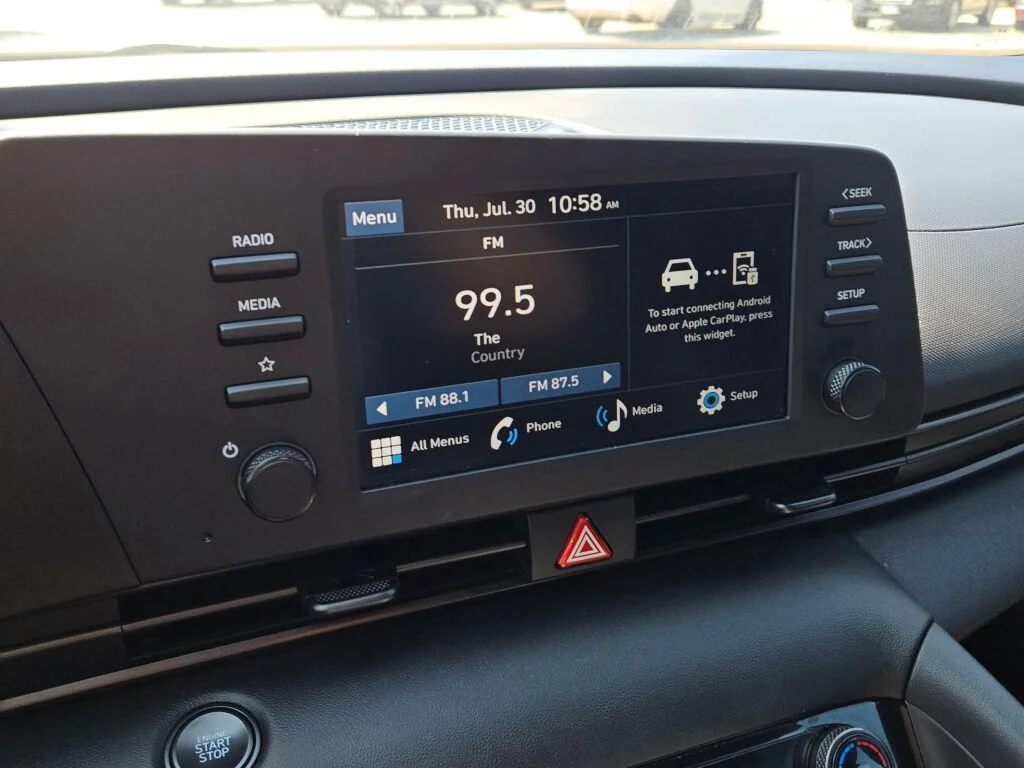 Used 2025 Blue Hyundai SEL Sport image 19