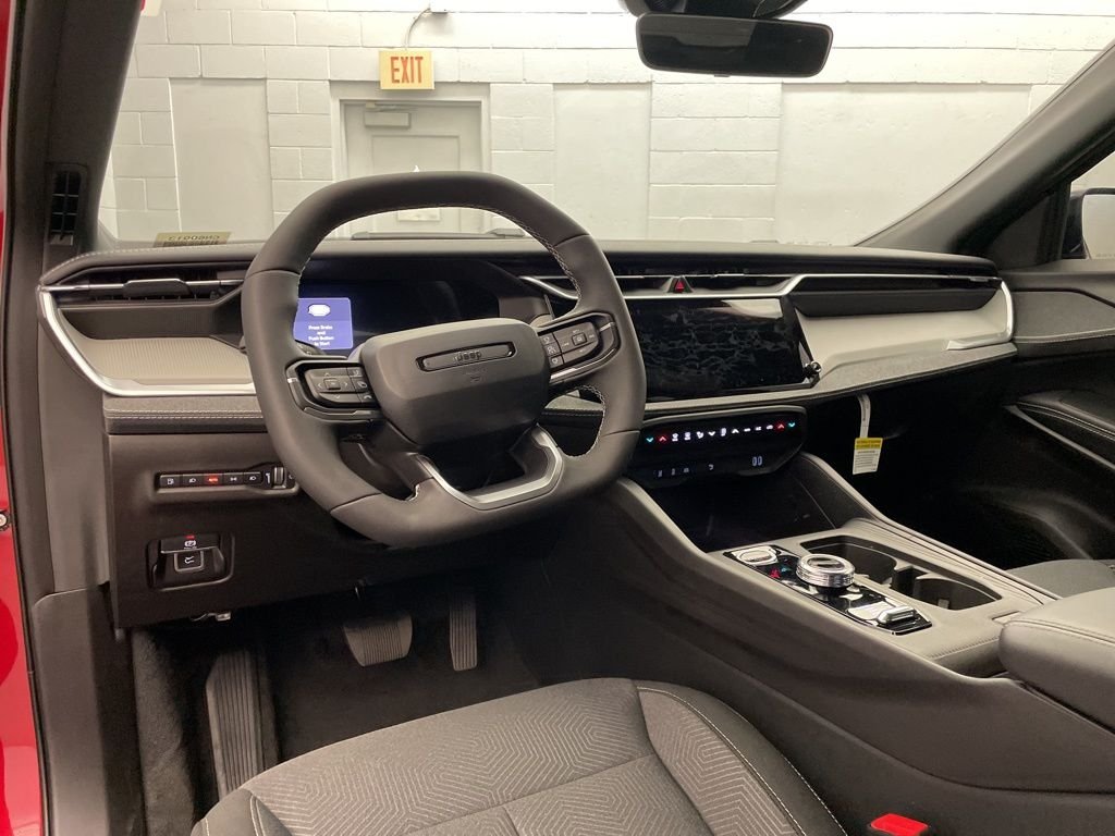 New 2026 Red Hot Pearl-Coat Exterior Paint Jeep Laredo image 12