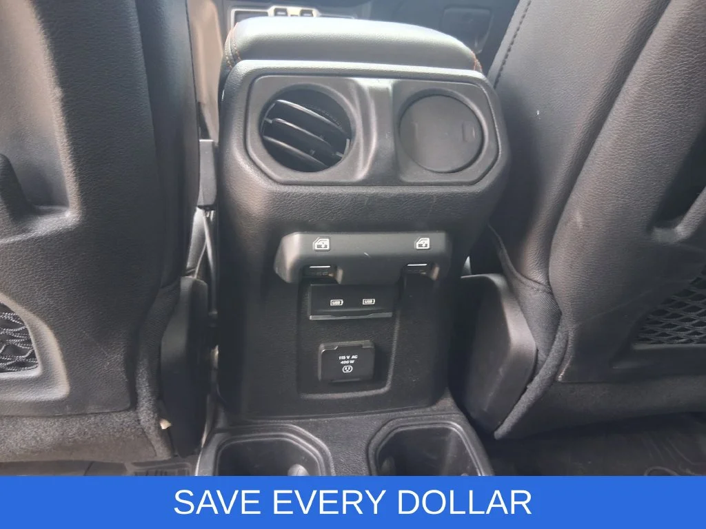 Used 2023 White Jeep Mojave image 15