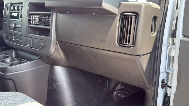 2025 Chevrolet Express Cargo Work Van - Photo 12