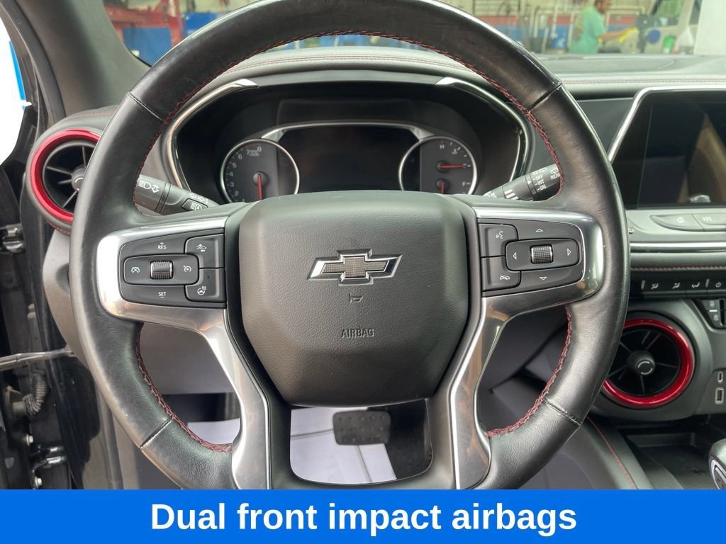 Used 2019 BLACK Chevrolet RS image 15