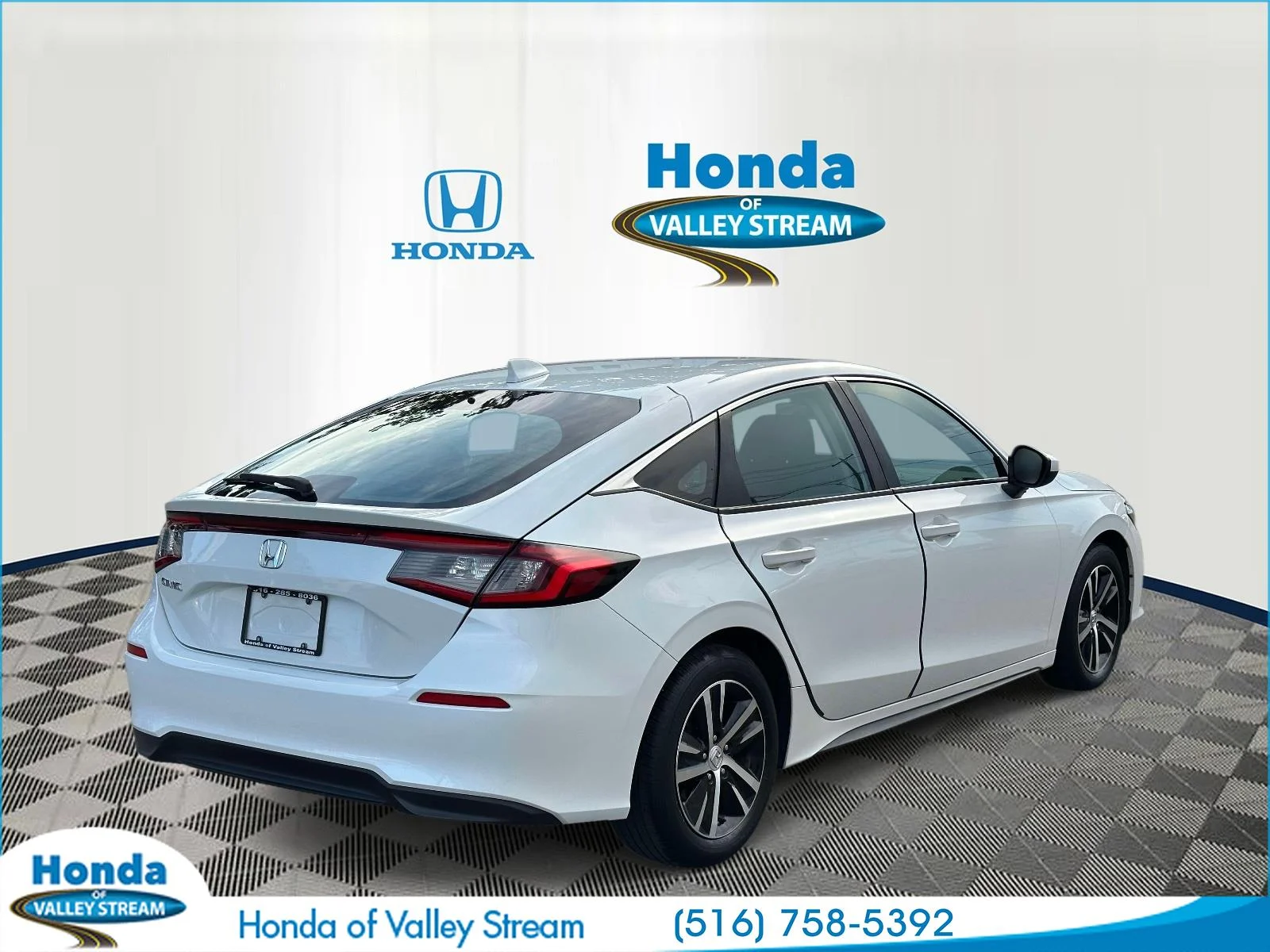 2023 Honda Civic Hatchback LX - Photo 6