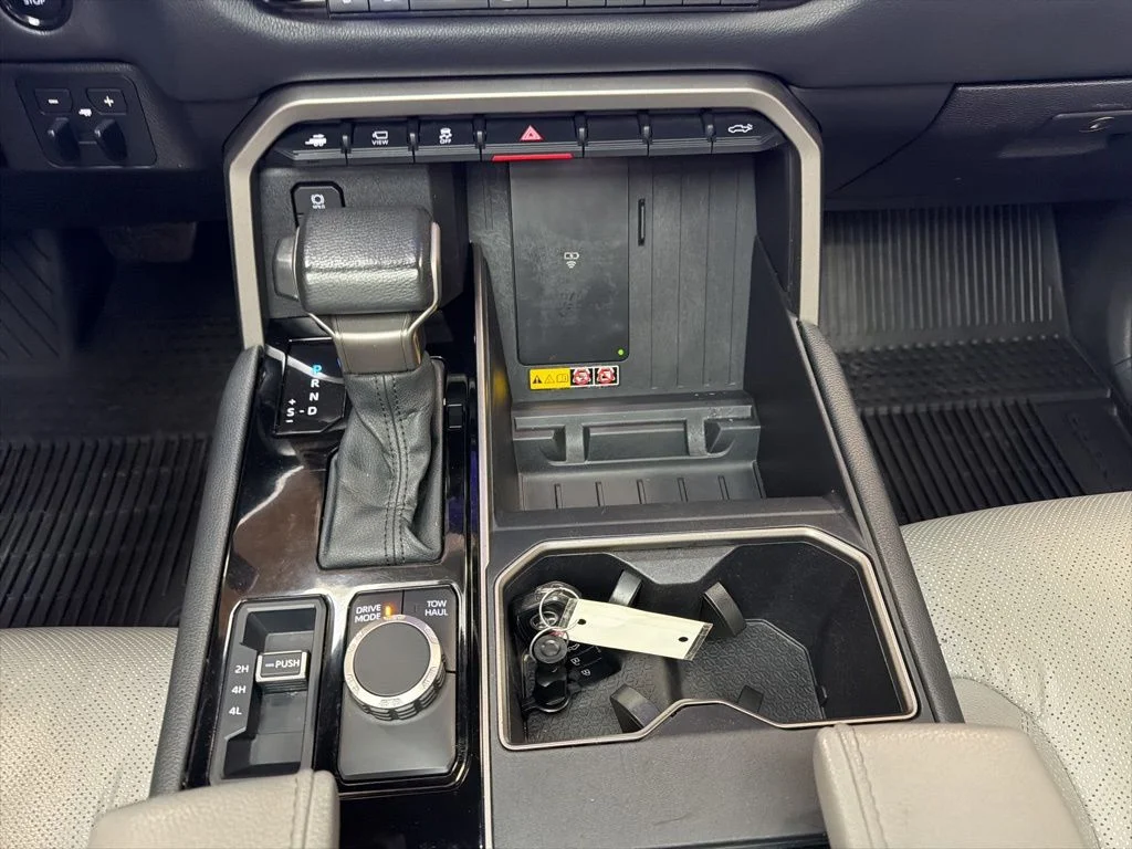Used 2025 Ice Cap Toyota Limited image 21