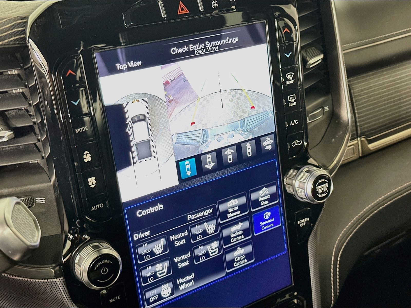 Used 2019 Diamond Black Crystal Pearlcoat Ram Limited image 13